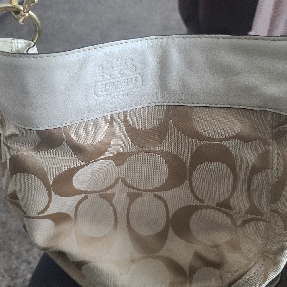 Beige Coach bag - Picture 2 of 8